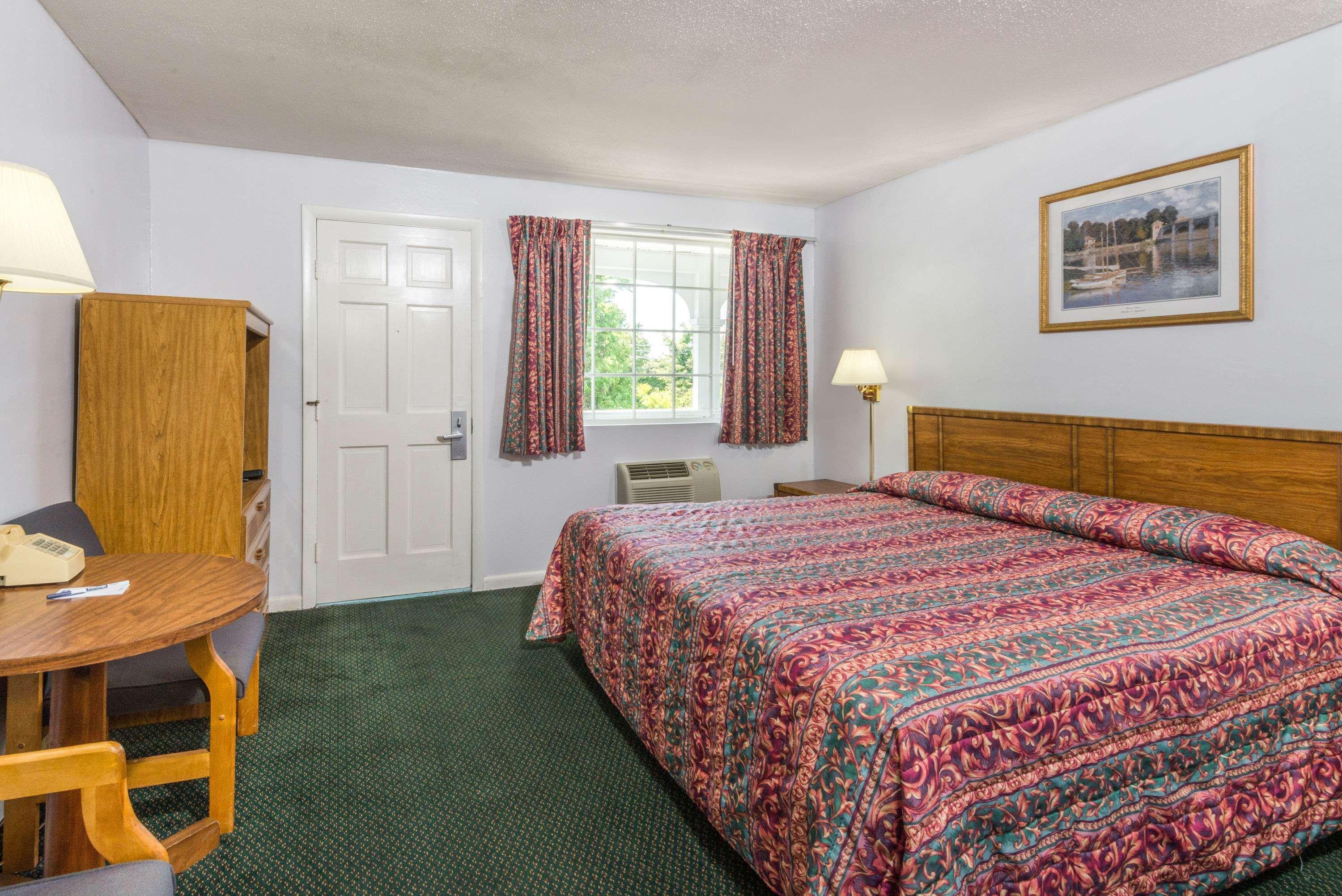 Travelodge By Wyndham Cape Cod Area West Dennis Εξωτερικό φωτογραφία