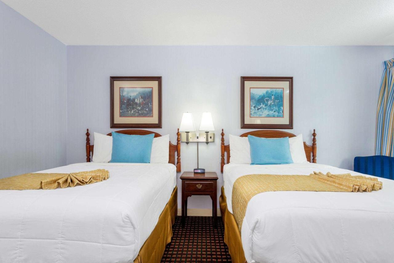 Travelodge By Wyndham Cape Cod Area West Dennis Εξωτερικό φωτογραφία
