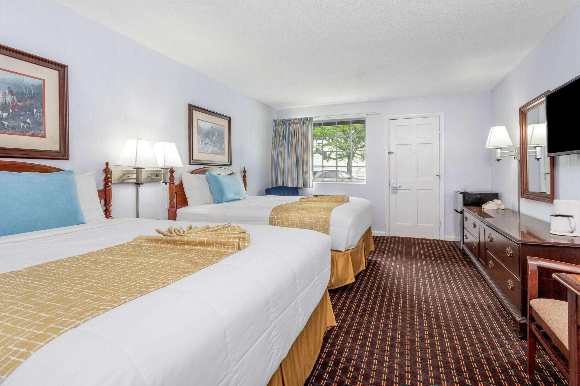 Travelodge By Wyndham Cape Cod Area West Dennis Εξωτερικό φωτογραφία