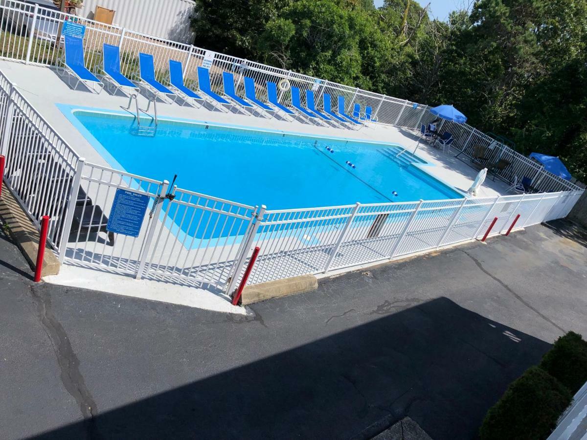 Travelodge By Wyndham Cape Cod Area West Dennis Εξωτερικό φωτογραφία