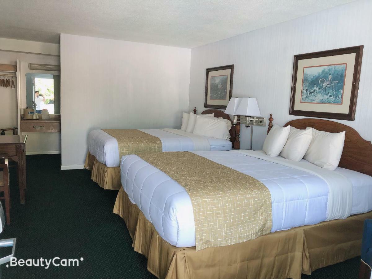 Travelodge By Wyndham Cape Cod Area West Dennis Εξωτερικό φωτογραφία